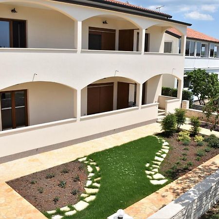 Apartmani Diana Novigrad Istria 외부 사진