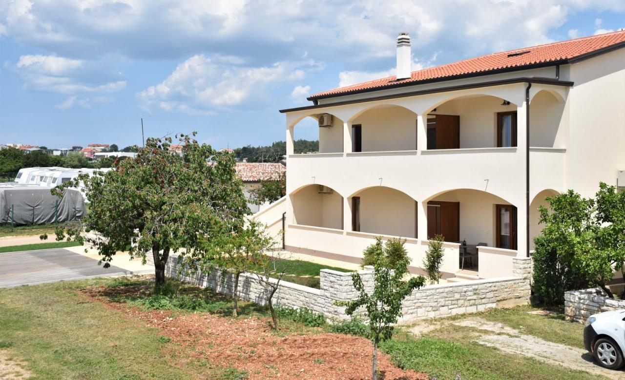 Apartmani Diana Novigrad Istria 외부 사진