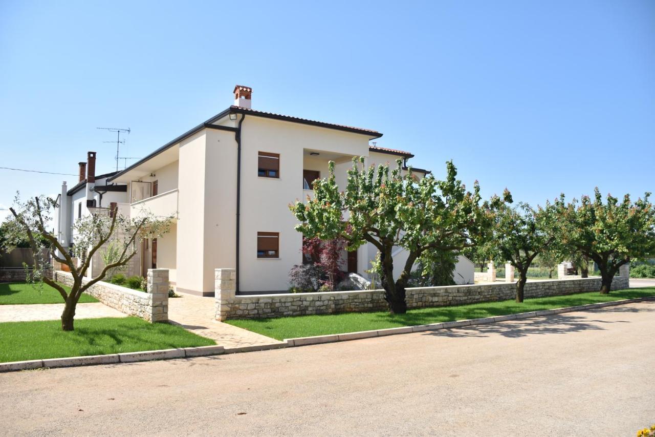 Apartmani Diana Novigrad Istria 외부 사진