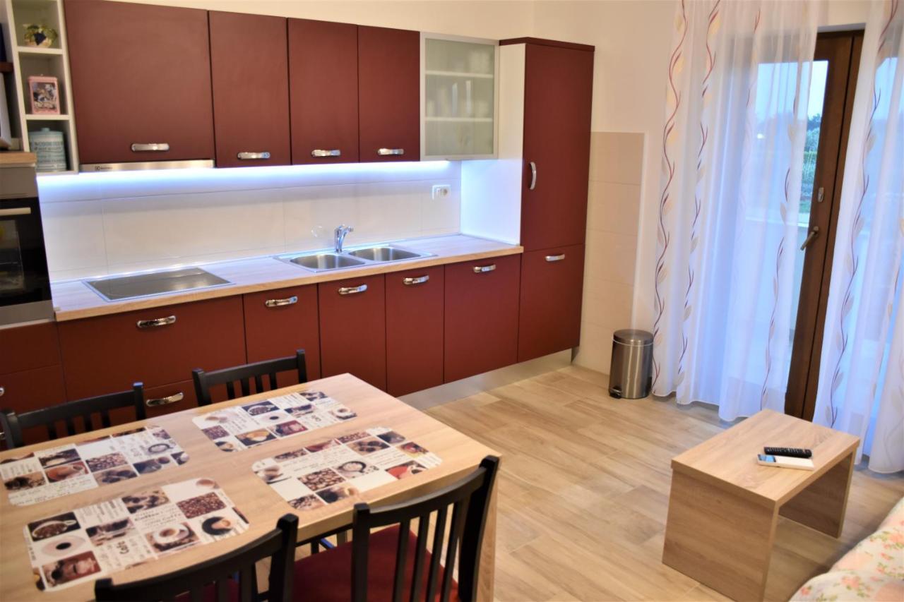 Apartmani Diana Novigrad Istria 외부 사진