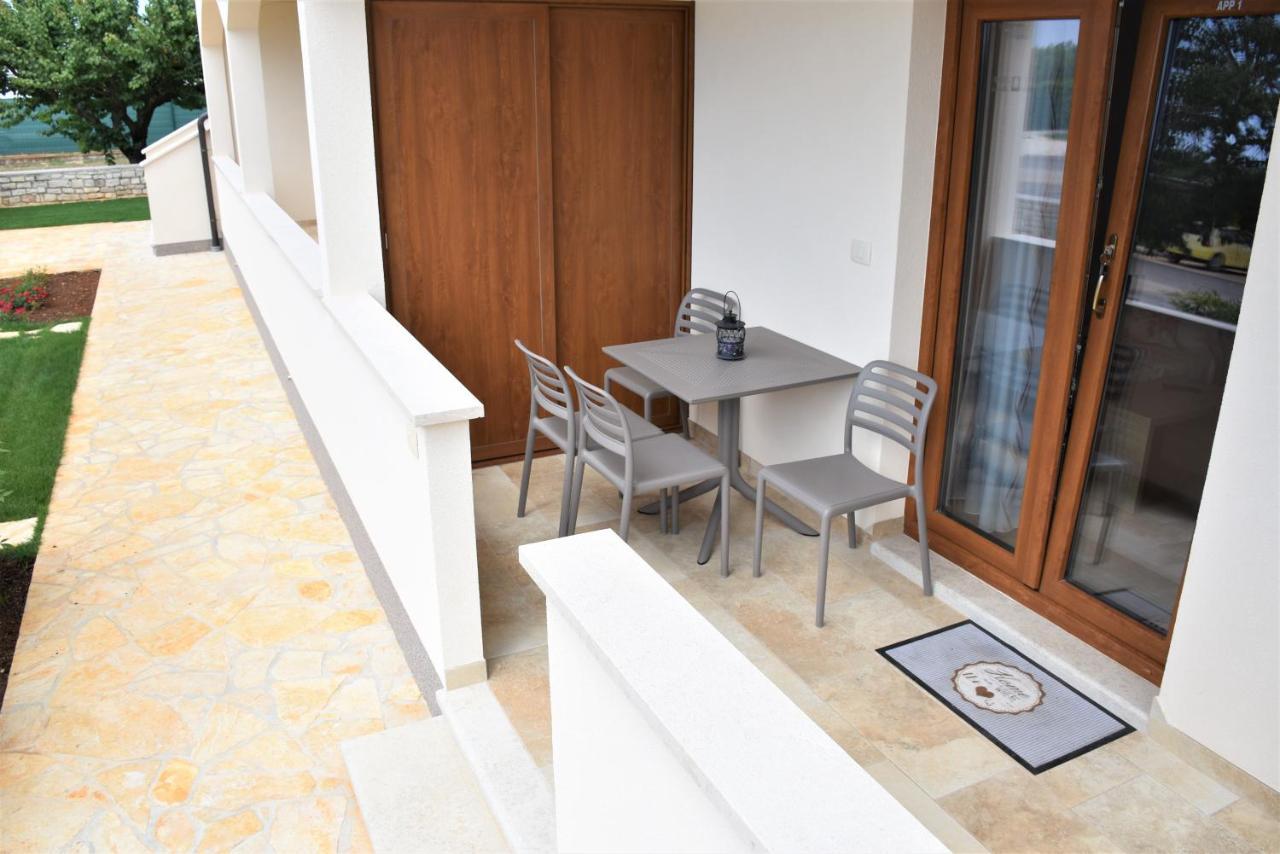 Apartmani Diana Novigrad Istria 외부 사진